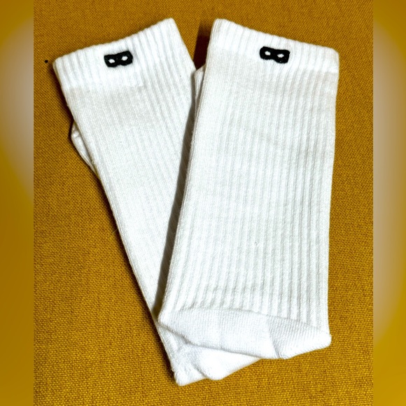 PAIR of THIEVES White Crew socks, - Picture 5 of 12